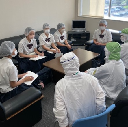 モザイク処理（学生）